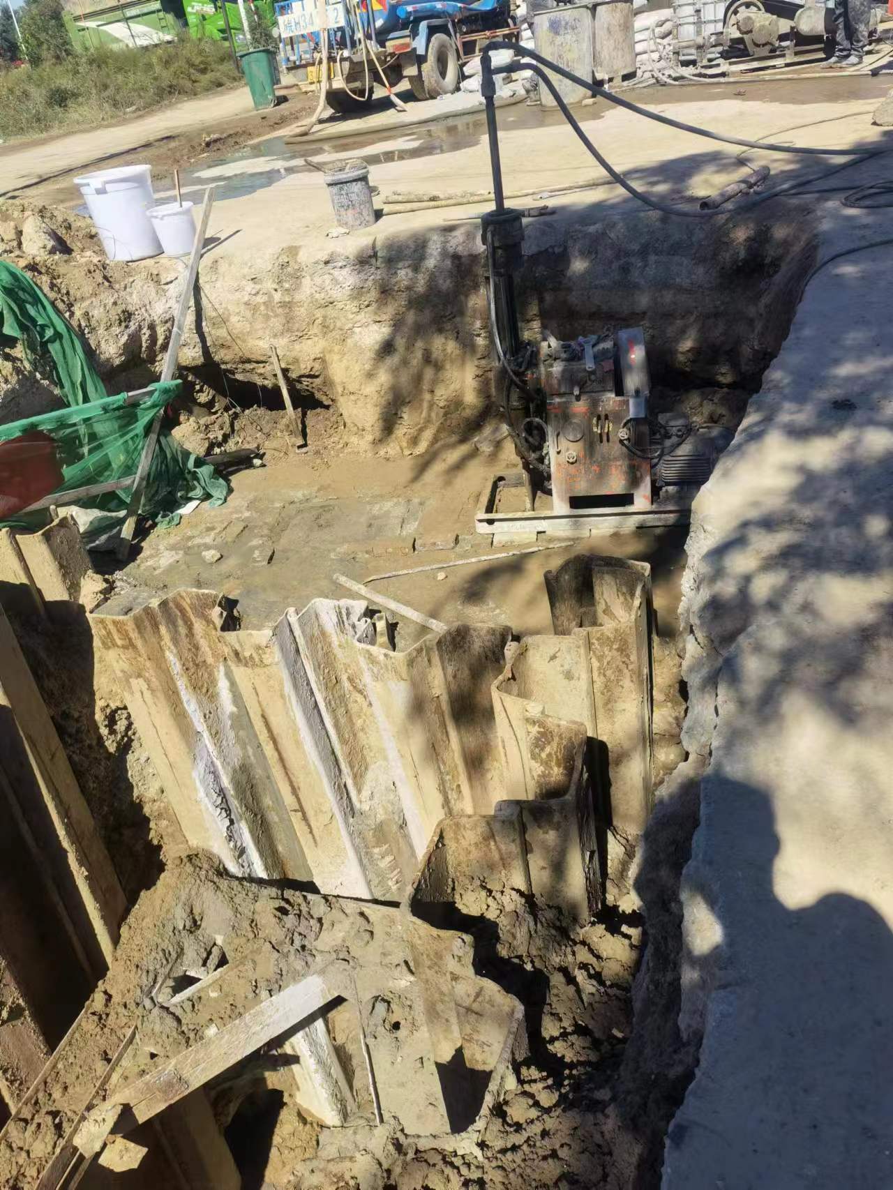 石壁镇基坑隧道止水帷幕桩底钻孔高压注浆